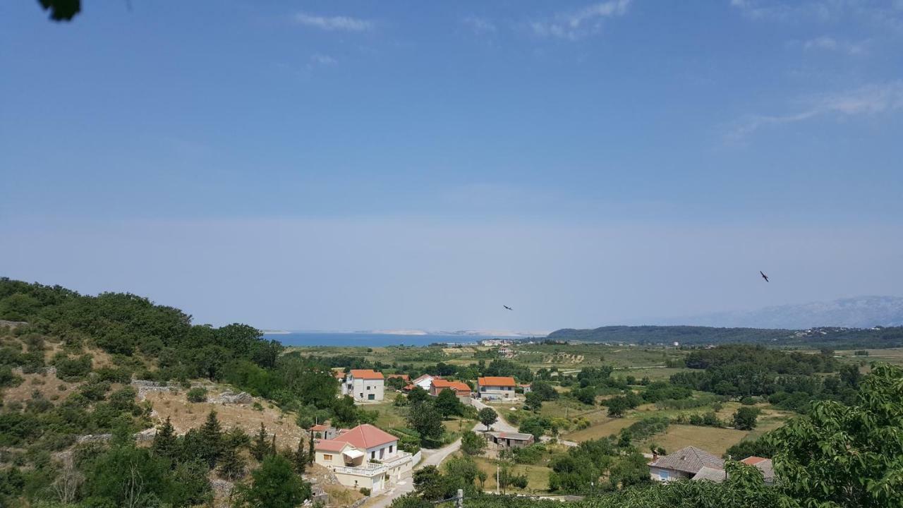 Apartment Cernesa Ražanac Esterno foto