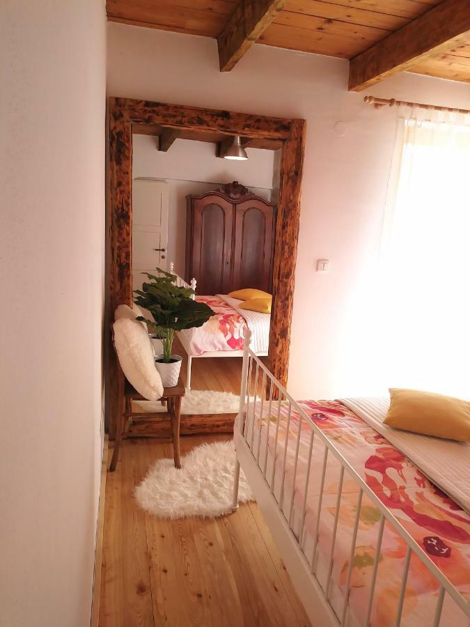 Apartment Cernesa Ražanac Esterno foto