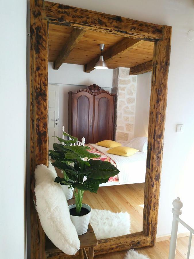 Apartment Cernesa Ražanac Esterno foto
