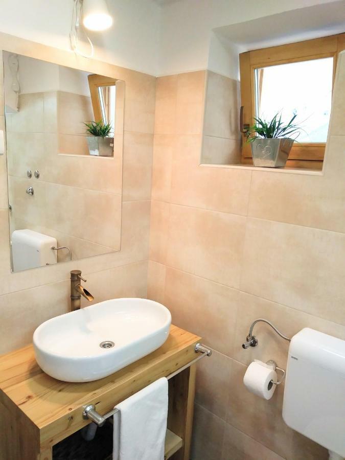 Apartment Cernesa Ražanac Esterno foto